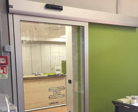 Nuova porta automatica presso azienda di Castione Andevenno (SO): Immagine Elenchi